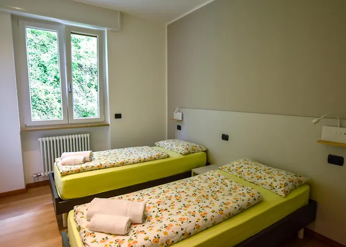 Haus Manu 브렌조네 술 가르다